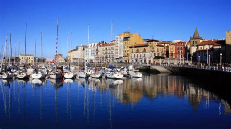 Hoteles baratos en Gijón. Alojamiento a partir de 39 €/noche.